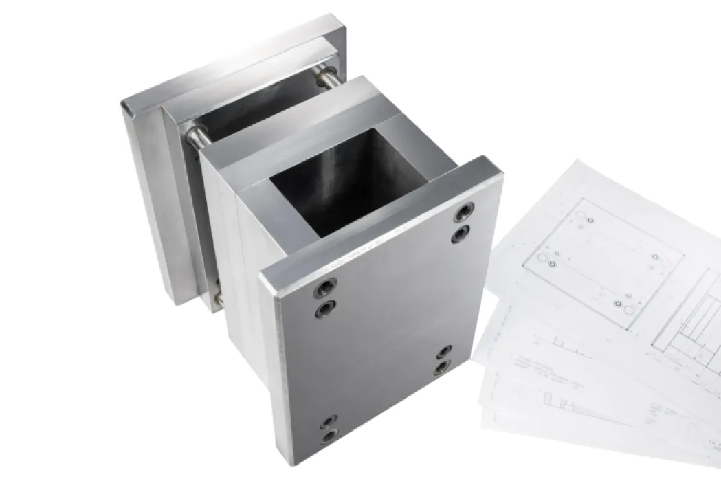 Manufacturing of plates for molds and dies - AKONIT-DS